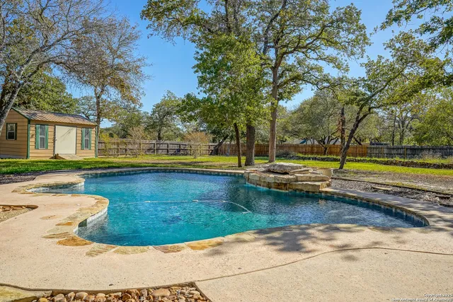 $610,000 | 569 Rose Branch Drive, La Vernia, TX 78121