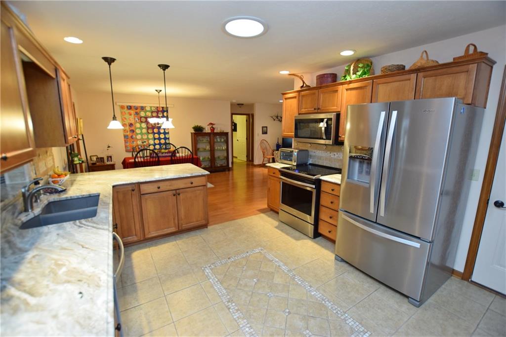 126 Warwick Way Pendleton, IN 46064 - Photo 6 of 27