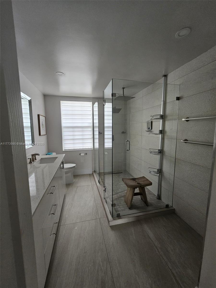 14621 Balgowan Road, Unit 1033 Miami Lakes, FL 33016 - Photo 22 of 39