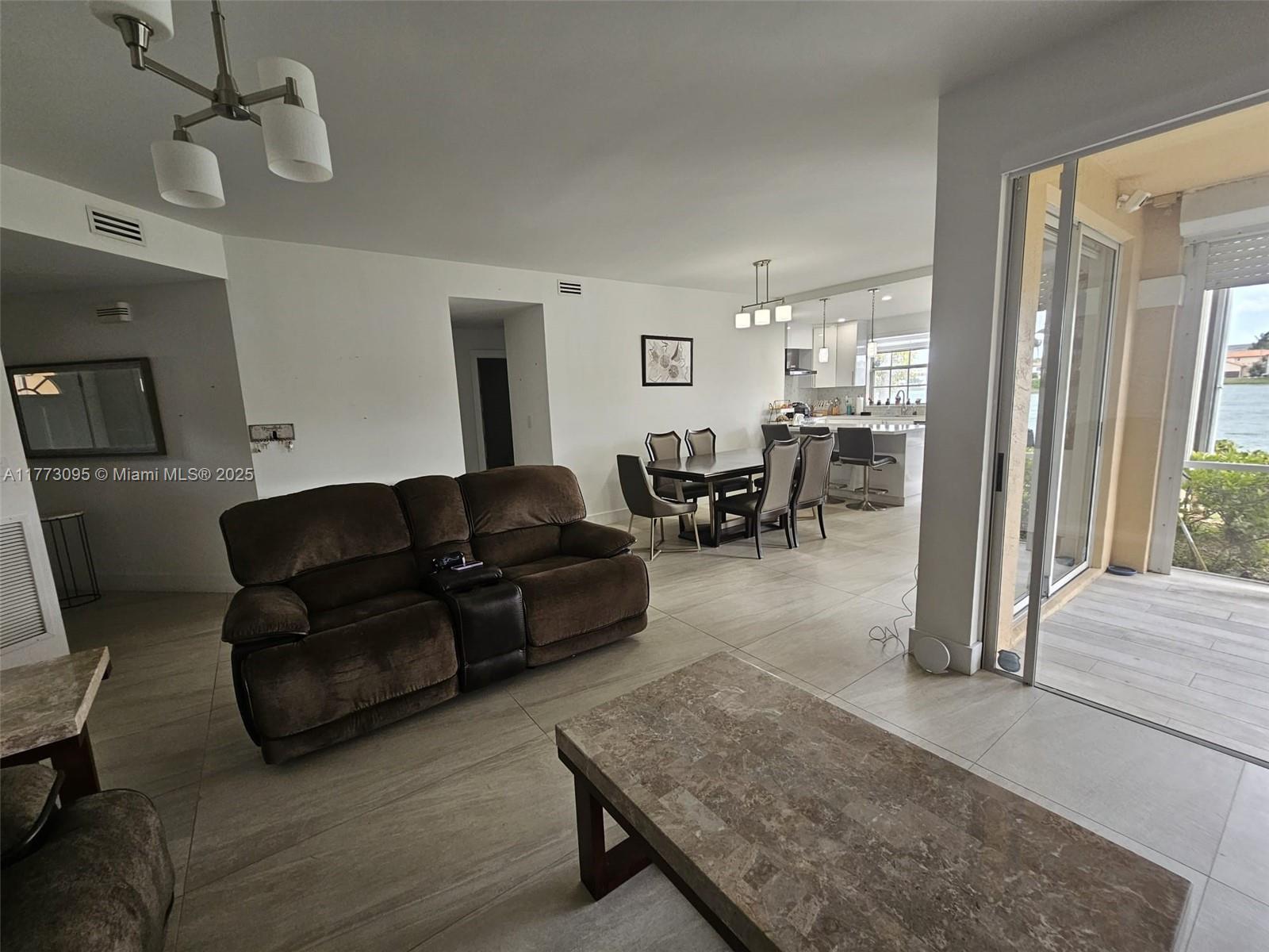 14621 Balgowan Road, Unit 1033 Miami Lakes, FL 33016 - Photo 27 of 39