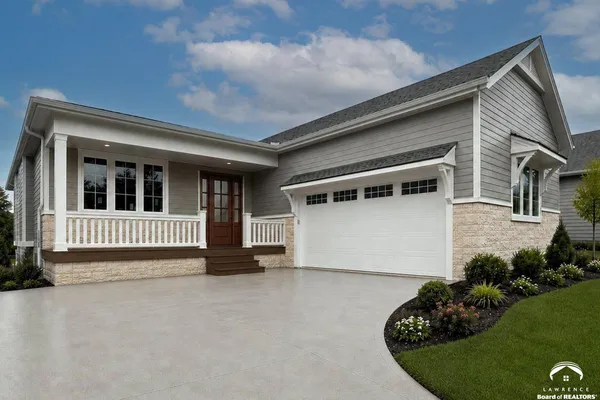 $828,000 | 5105 Parker Court, Lawrence, KS 66049
