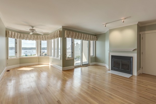 7 Rackliffe Street, Unit 3 Gloucester, MA 01930 - Photo 8 of 30 Gallery Image 8