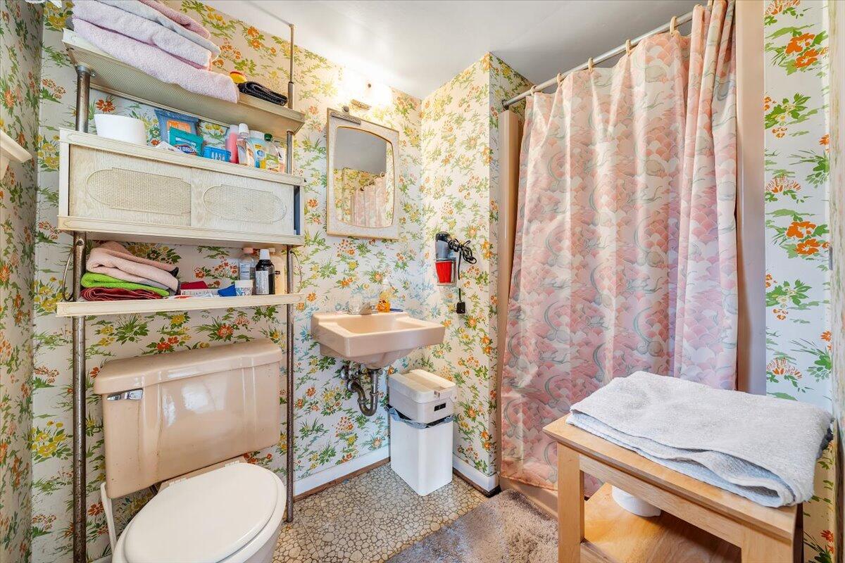 3941 Bower Road Roanoke, VA 24018 - Photo 21 of 30 21-MIB08739