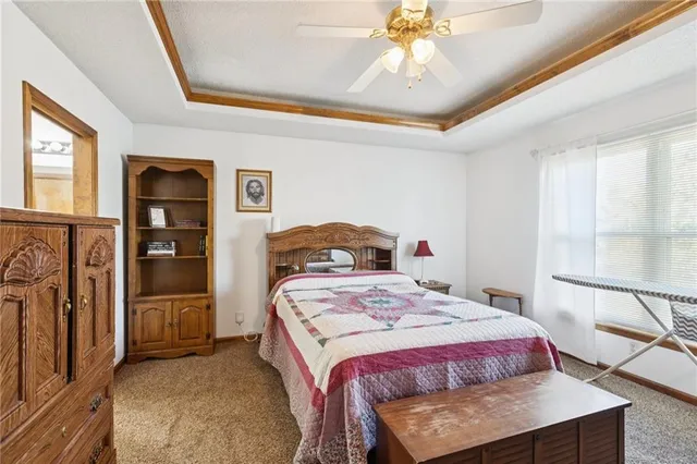 $310,000 | 8014 South Church Road, Pleasant Valley, MO 64068