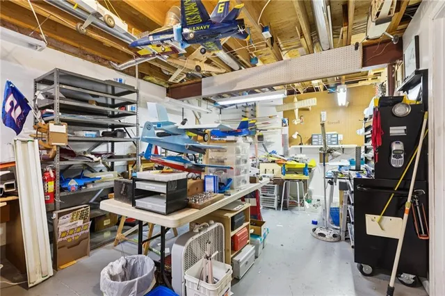 $310,000 | 8014 South Church Road, Pleasant Valley, MO 64068