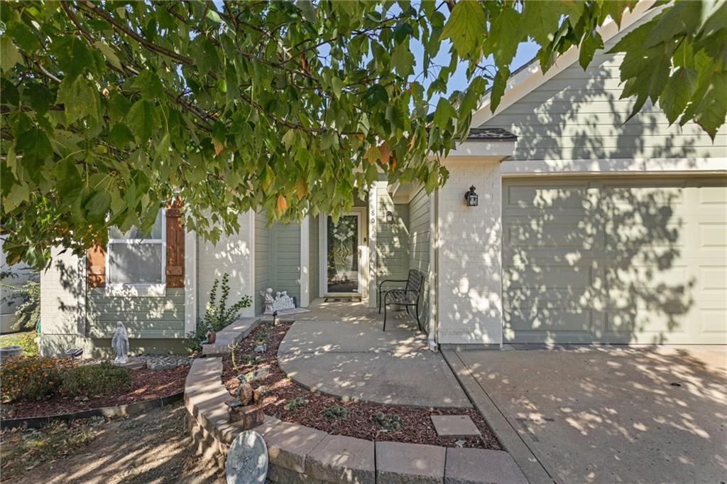 8014 South Church Road Pleasant Valley, MO 64068 - Photo 5 of 42