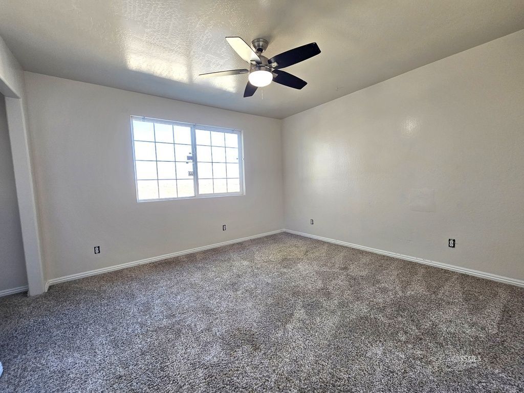 804 West Bataan Avenue Ridgecrest, CA 93555 - Photo 41 of 50