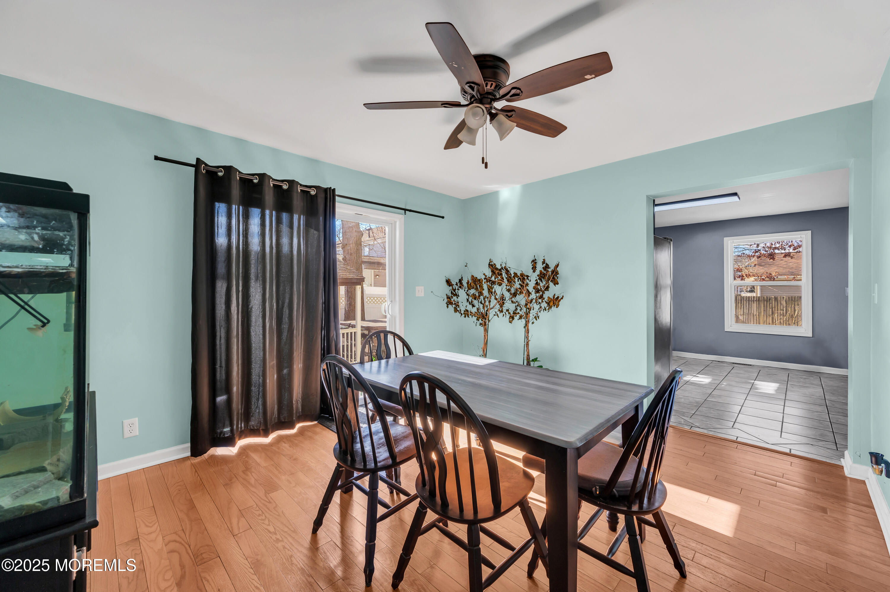 22 Liverpool Road Brick, NJ 08723 - Photo 11 of 36 a dining room with furniture and window