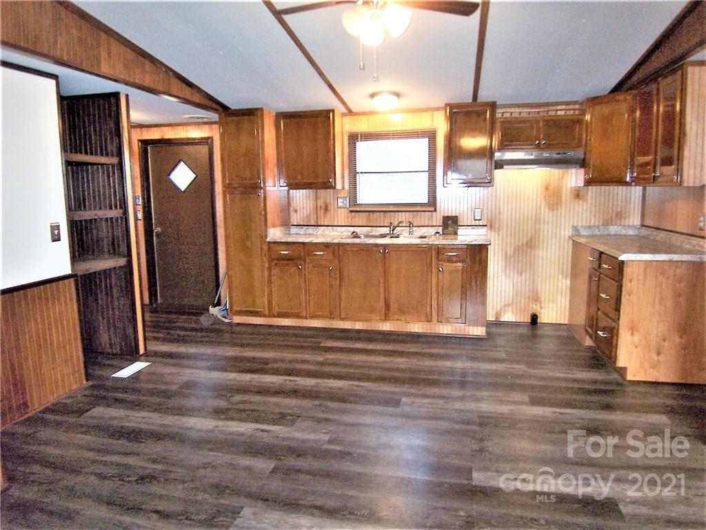 156 Wallace Road Ellenboro, NC 28040 - Photo 5 of 21 Gallery Image 5