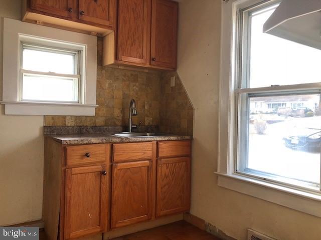 718 West Walnut Road Vineland, NJ 08360 - Photo 8 of 12 Gallery Image 8
