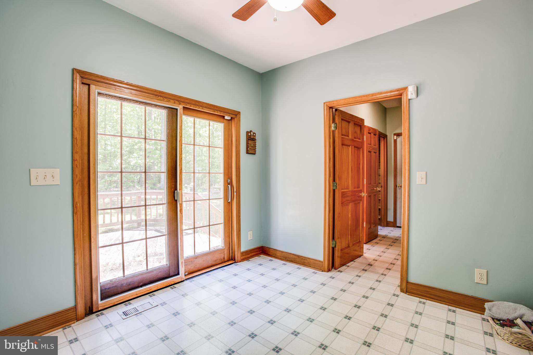 8613 Hancock Road Spotsylvania, VA 22553 - Photo 16 of 46 Breakfast room