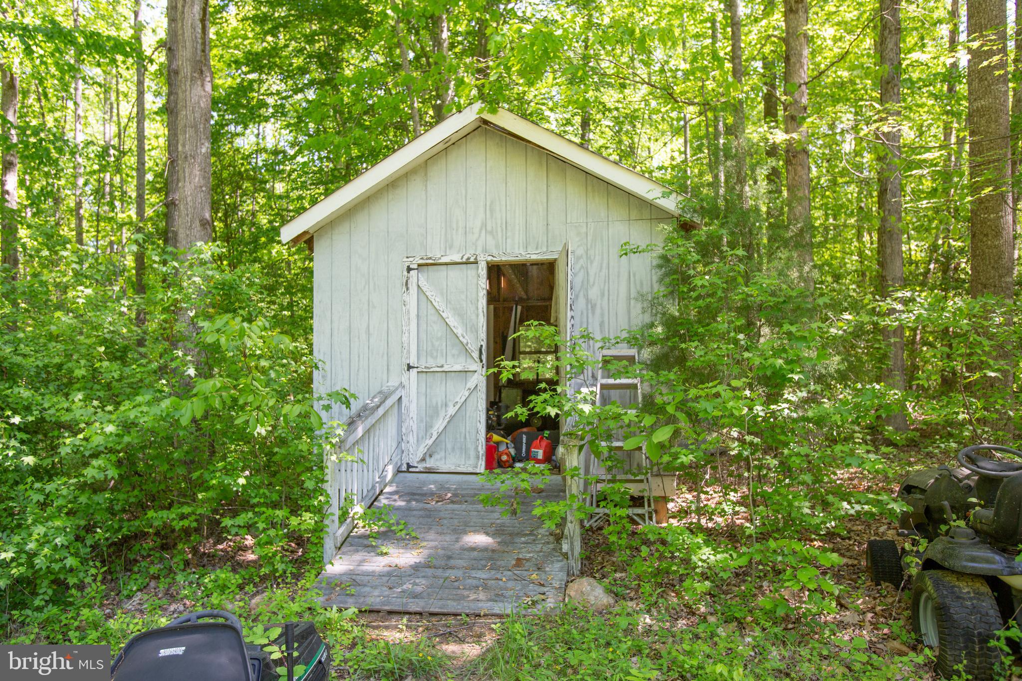 8613 Hancock Road Spotsylvania, VA 22553 - Photo 38 of 46 Storage shed
