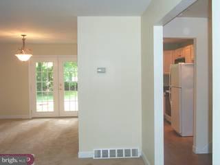 516 Bancroft Road Cherry Hill, NJ 08034 - Photo 4 of 6