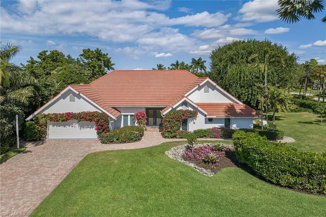 $3,490,000 | 721 Turkey Oak Lane, Naples, FL 34108