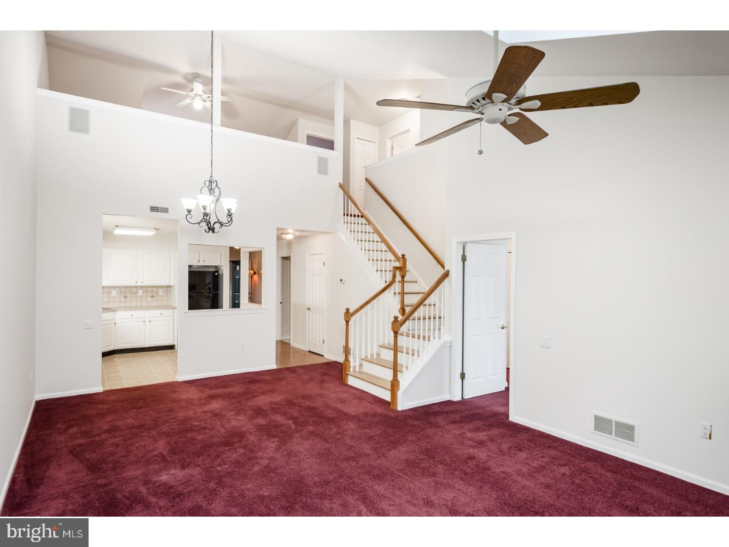 16 Pizzullo Road Trenton, NJ 08690 - Photo 3 of 25