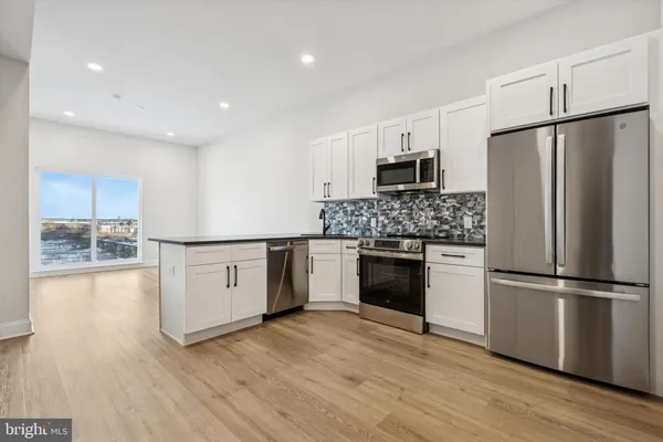 $1,307 | 2157 East Lehigh Avenue, Philadelphia, PA 19125