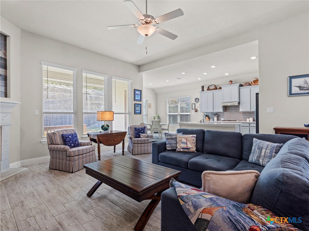 32164 Cardamom Way Bulverde, TX 78163 - Photo 7 of 44 Gallery Image 7
