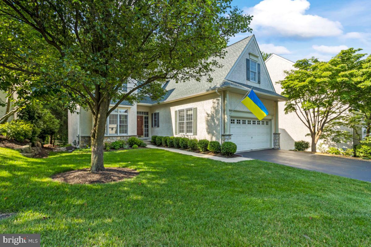 21 Post Run Newtown Square, PA 19073 - Photo 3 of 33