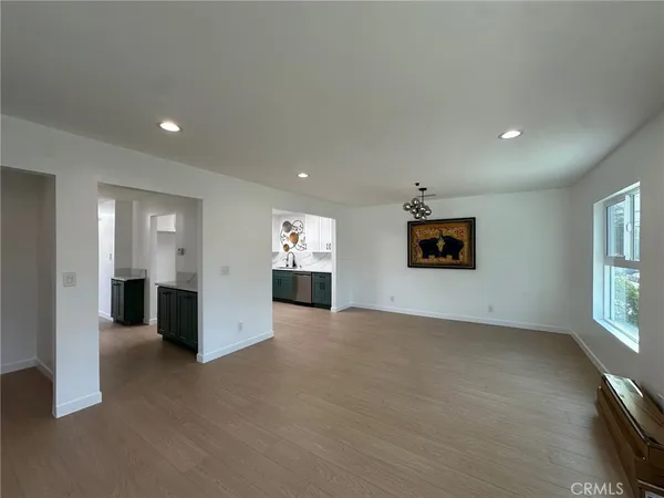 $3,950 | 1611 East Glenoaks Boulevard, Unit 1611 1/5, Glendale, CA 91206