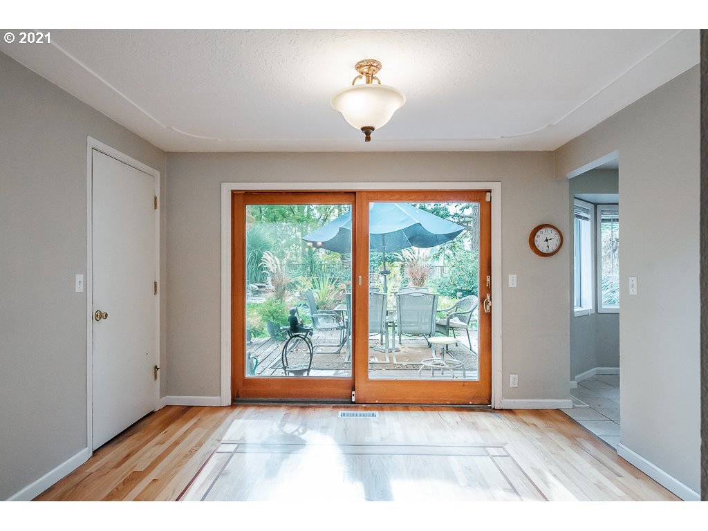 1040 Rafael Avenue North Keizer, OR 97303 - Photo 14 of 32 Gallery Image 14
