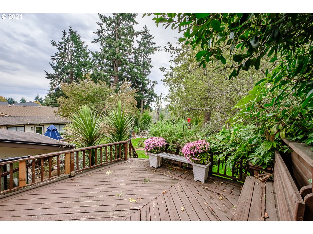1040 Rafael Avenue North Keizer, OR 97303 - Photo 29 of 32 Gallery Image 29