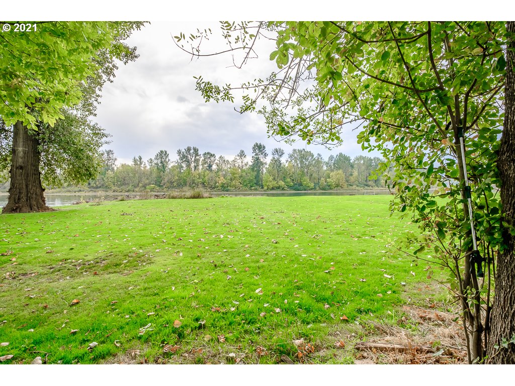 1040 Rafael Avenue North Keizer, OR 97303 - Photo 31 of 32 Gallery Image 31