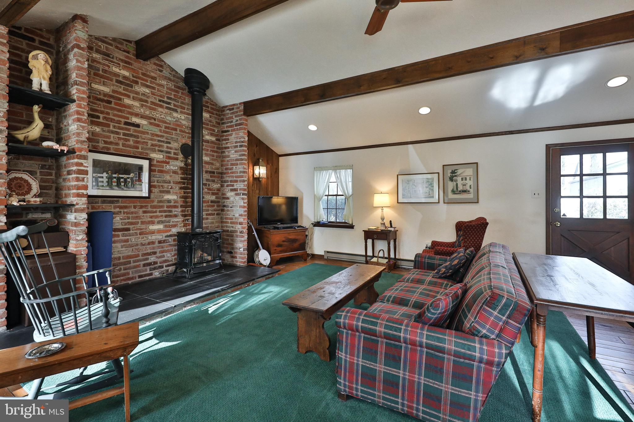 1940 Terwood Road Huntingdon Valley, PA 19006 - Photo 19 of 38 Gallery Image 19