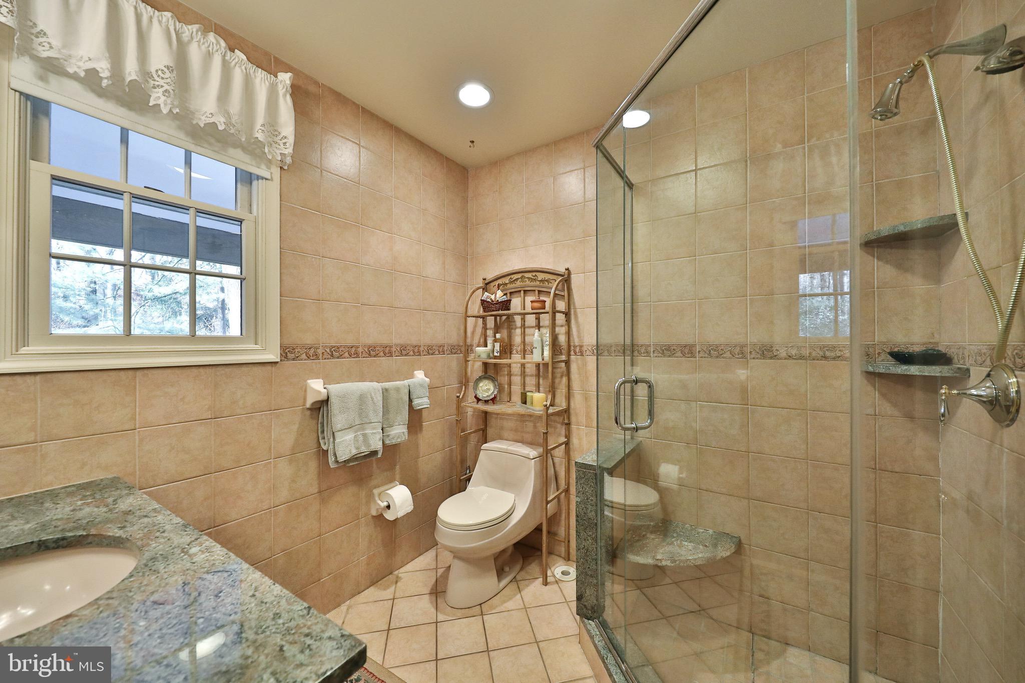 1940 Terwood Road Huntingdon Valley, PA 19006 - Photo 25 of 38 Gallery Image 25