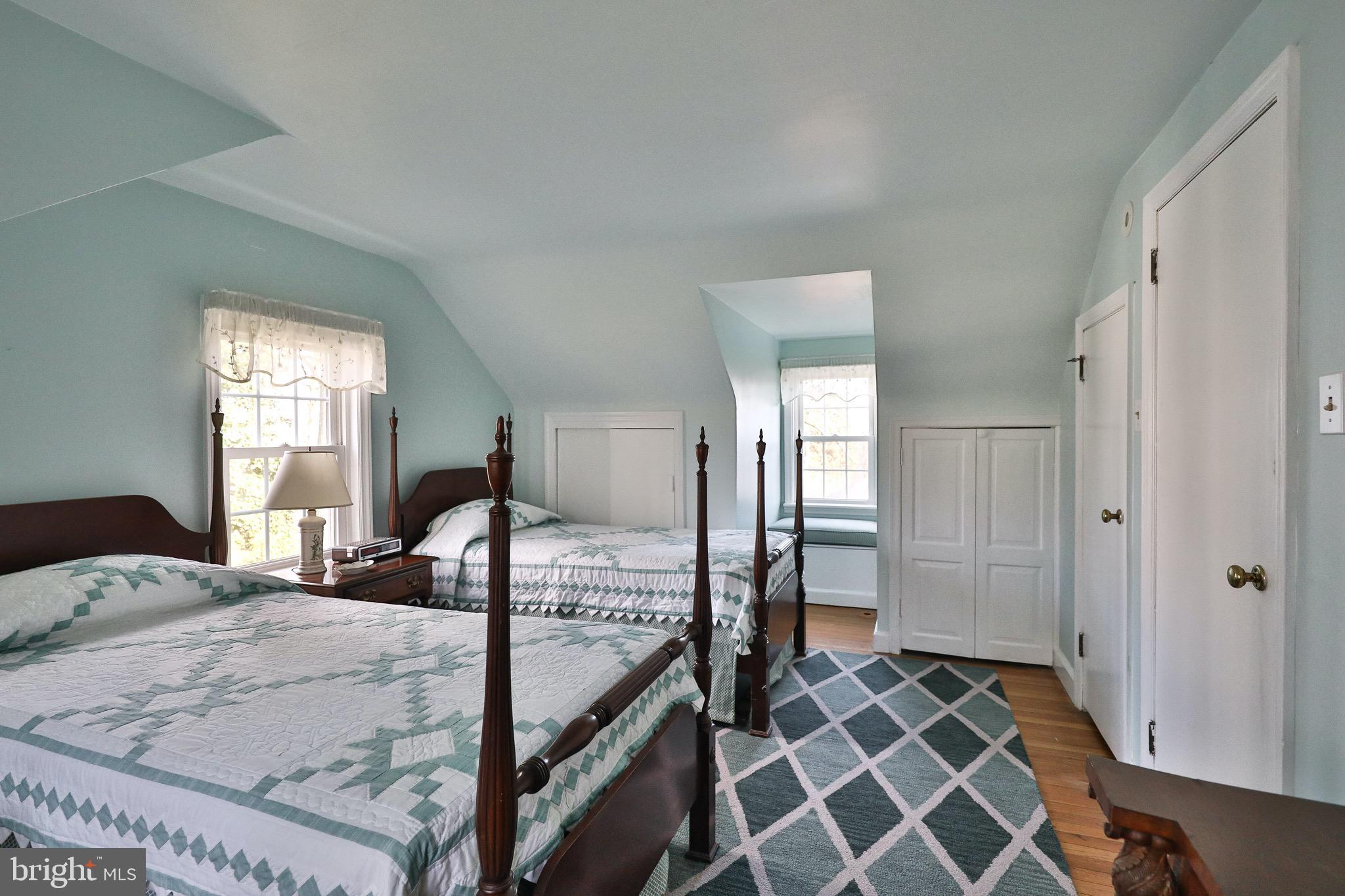 1940 Terwood Road Huntingdon Valley, PA 19006 - Photo 26 of 38 Gallery Image 26
