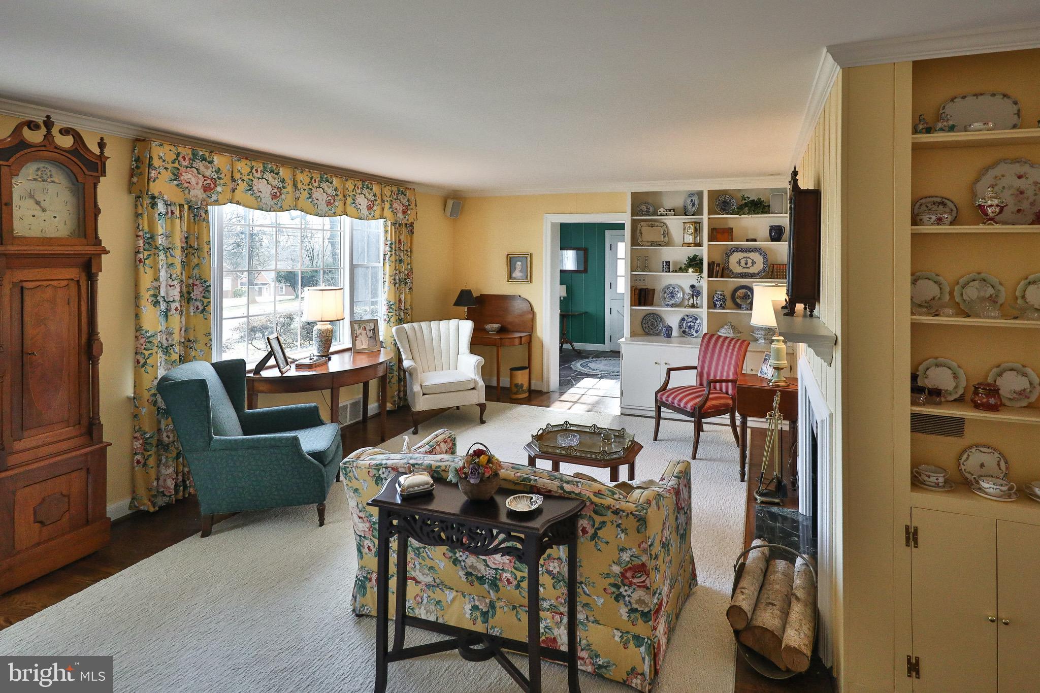 1940 Terwood Road Huntingdon Valley, PA 19006 - Photo 8 of 38 Gallery Image 8