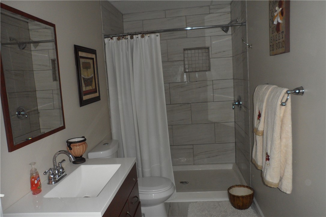 435 Cane Creek Landing Road, Unit SENECA Seneca, SC 29672 - Photo 30 of 43 3rd bath.