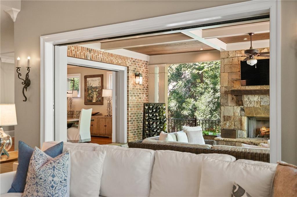 4388 Lochsa Lane Northwest Suwanee, GA 30024 - Photo 19 of 78