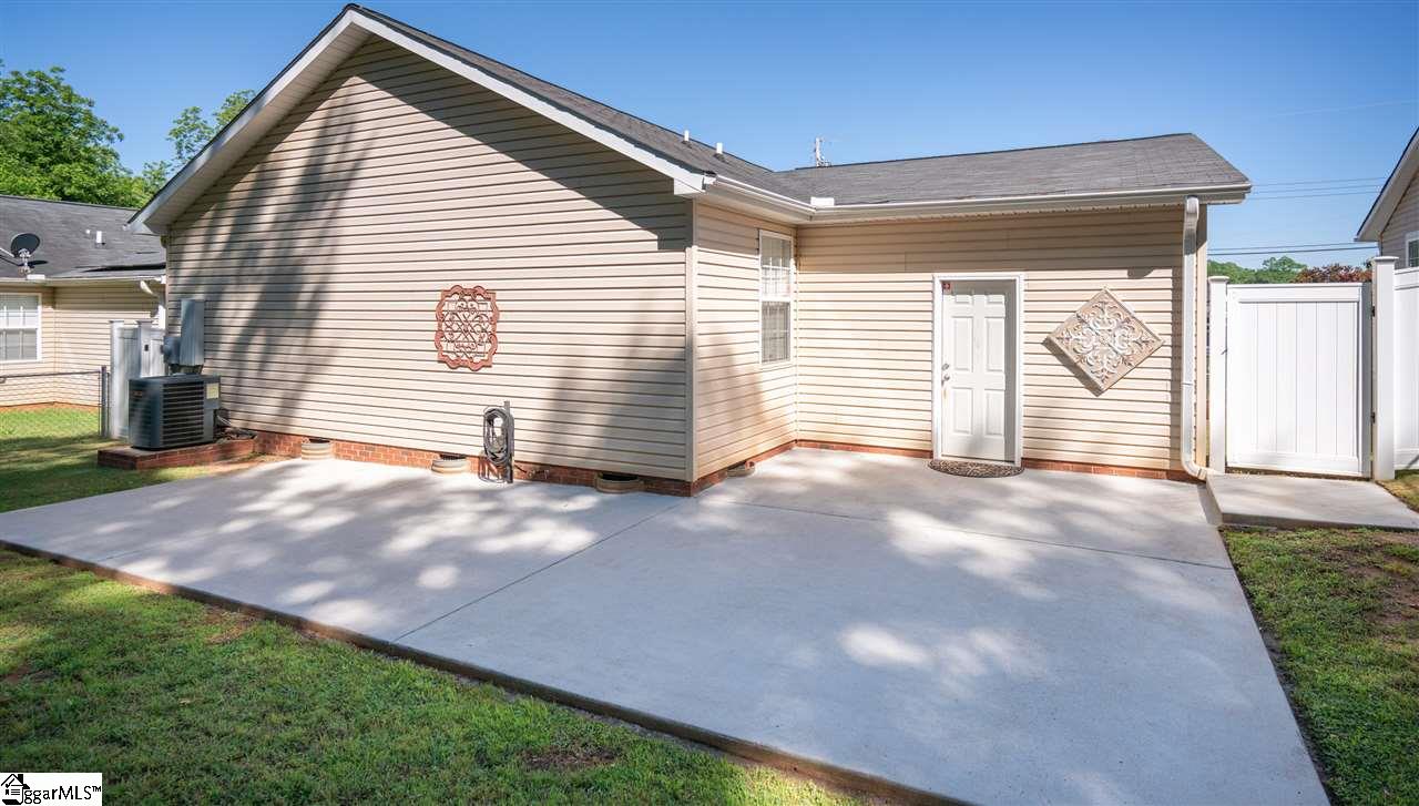 111 Brunson Street Greenville, SC 29607 - Photo 26 of 29 Gallery Image 26