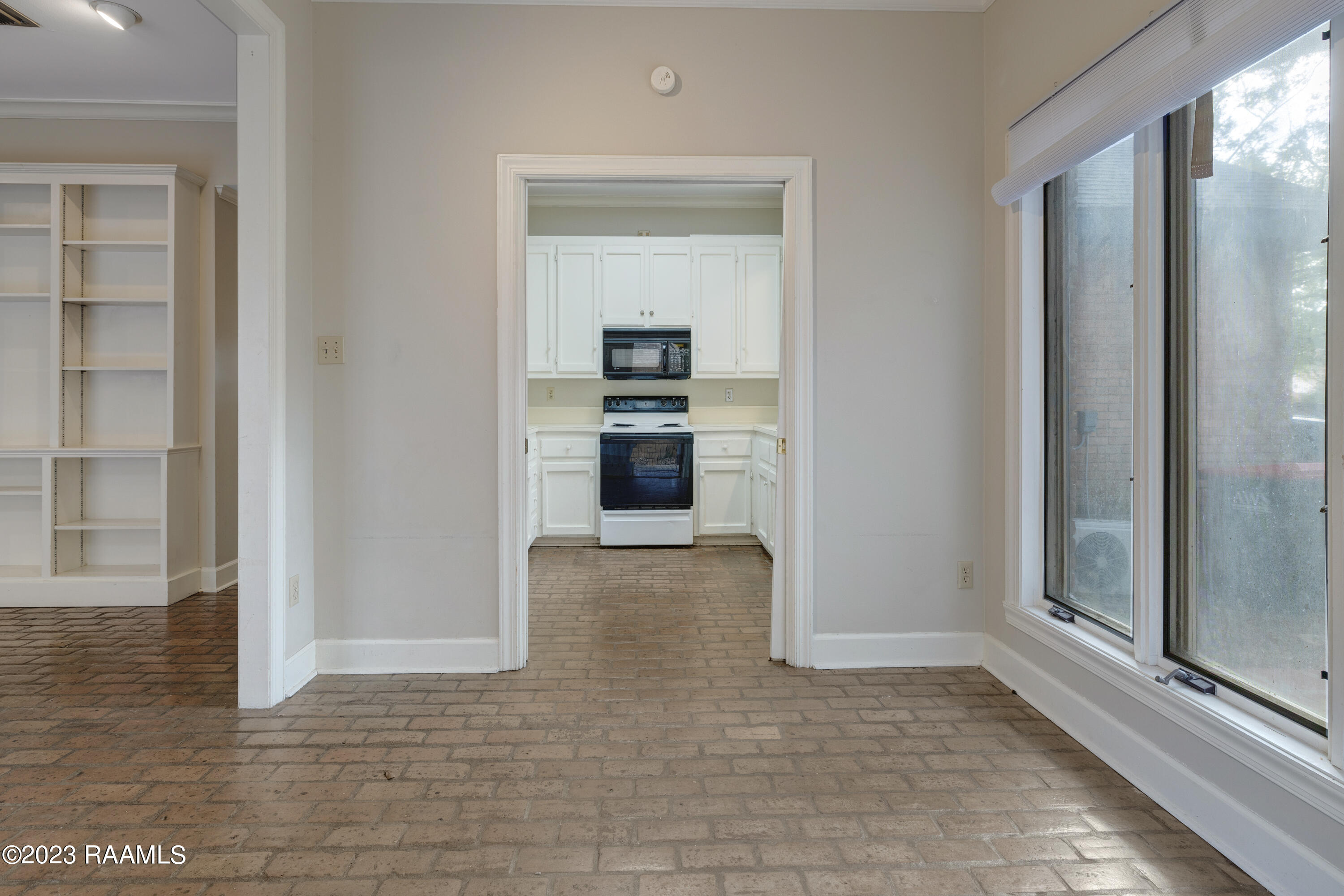 246 Grand Lafayette, LA 70503 - Photo 8 of 23 246 Grand Ave-8