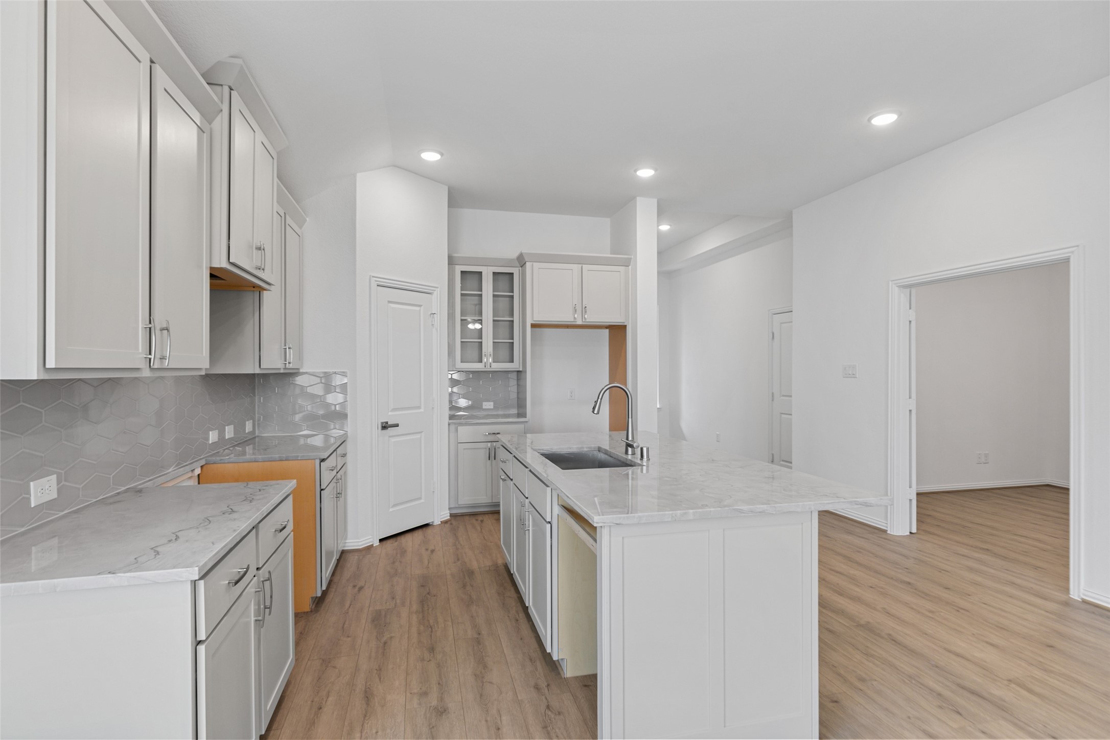 719 Evergreen Frst Lane Rosharon, TX 77583 - Photo 12 of 30