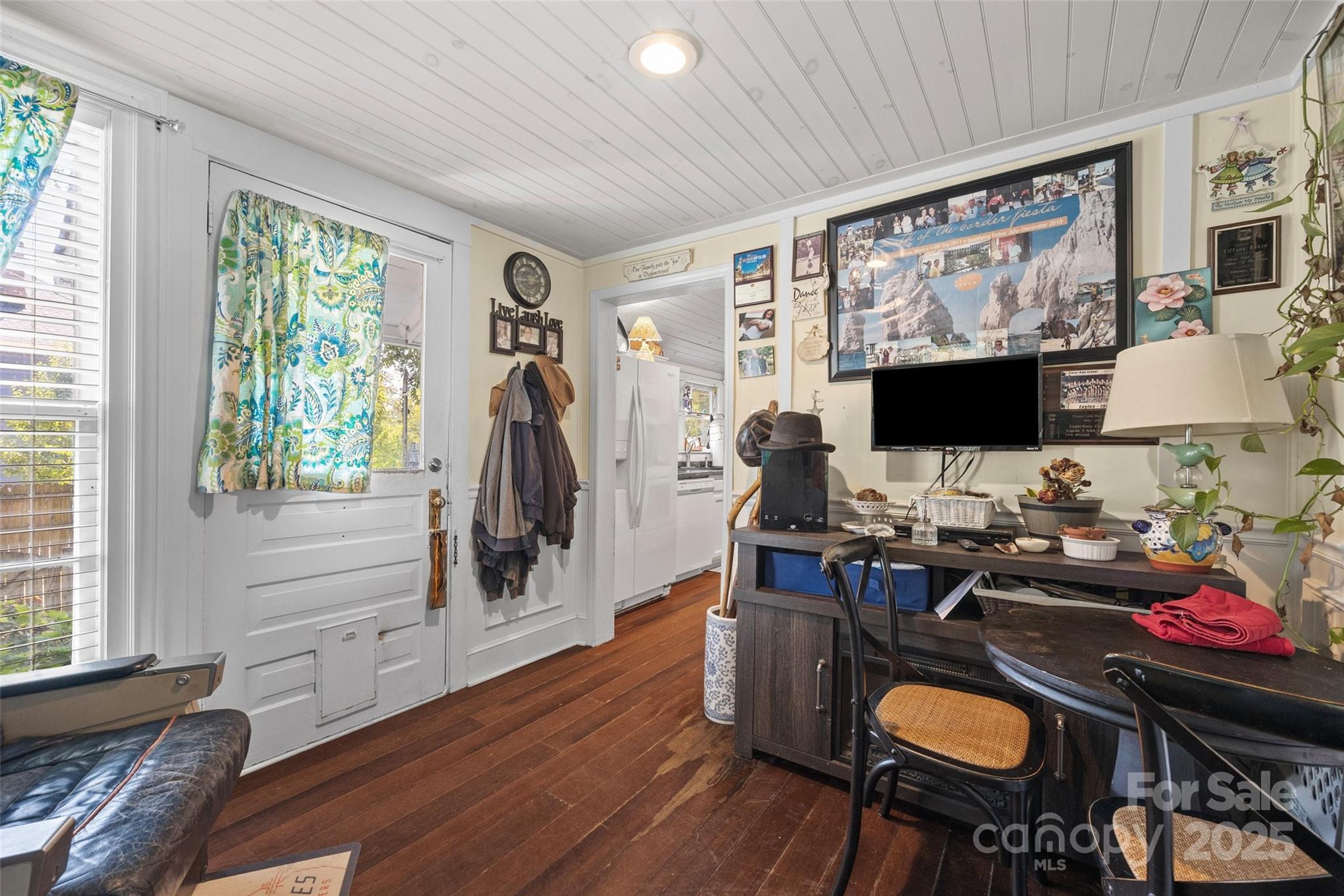 205 East Jefferson Street York, SC 29745 - Photo 20 of 35 a view of a workspace with furniture and a window