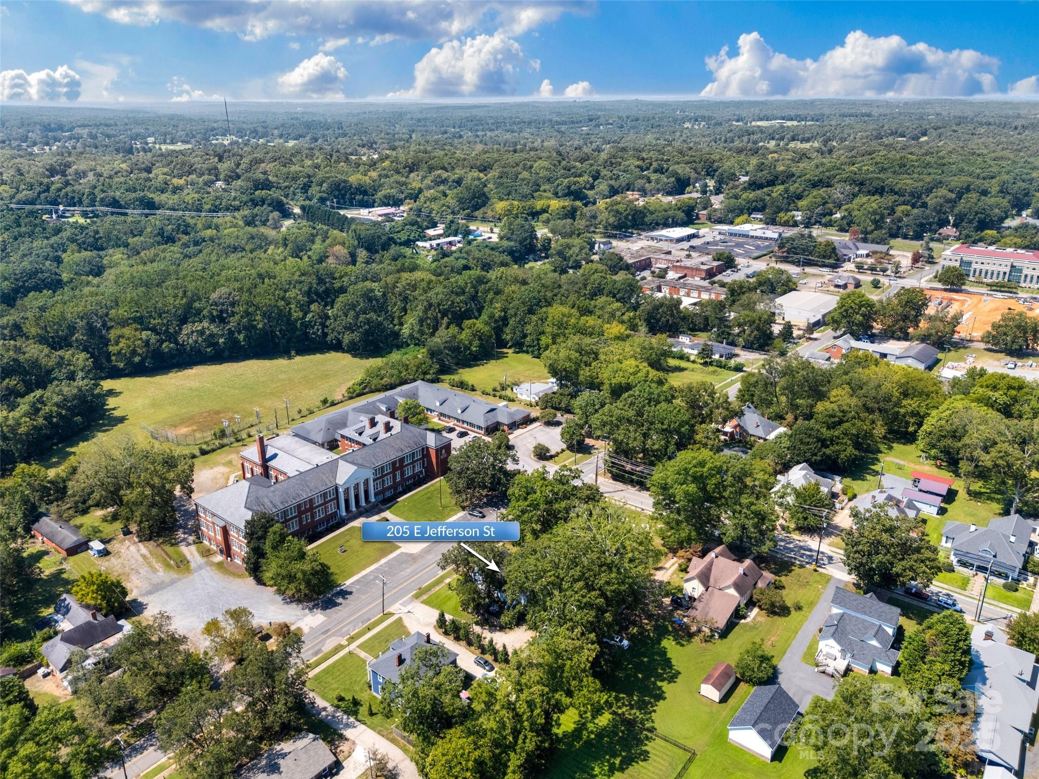 205 East Jefferson Street York, SC 29745 - Photo 33 of 35 a view of a city