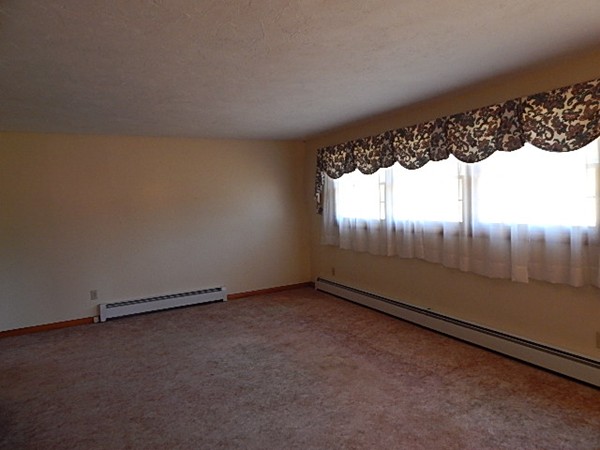 9 Bullard Road North Brookfield, MA 01535 - Photo 6 of 11 Gallery Image 6