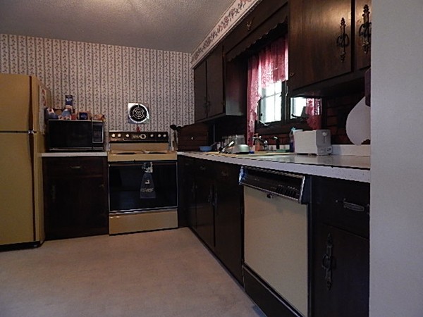 9 Bullard Road North Brookfield, MA 01535 - Photo 7 of 11 Gallery Image 7
