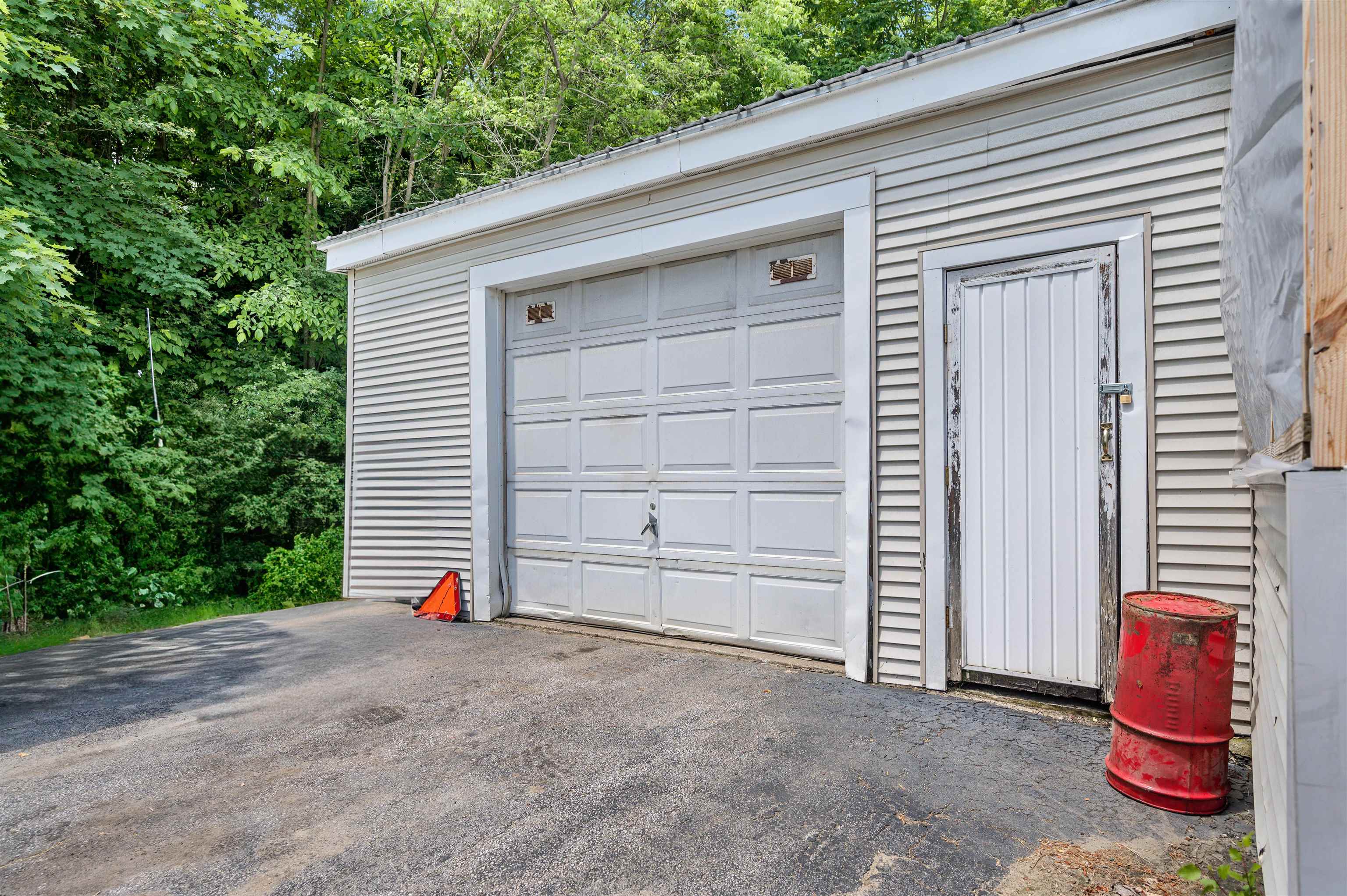 104 River Street Barre, VT 05641 - Photo 2 of 24