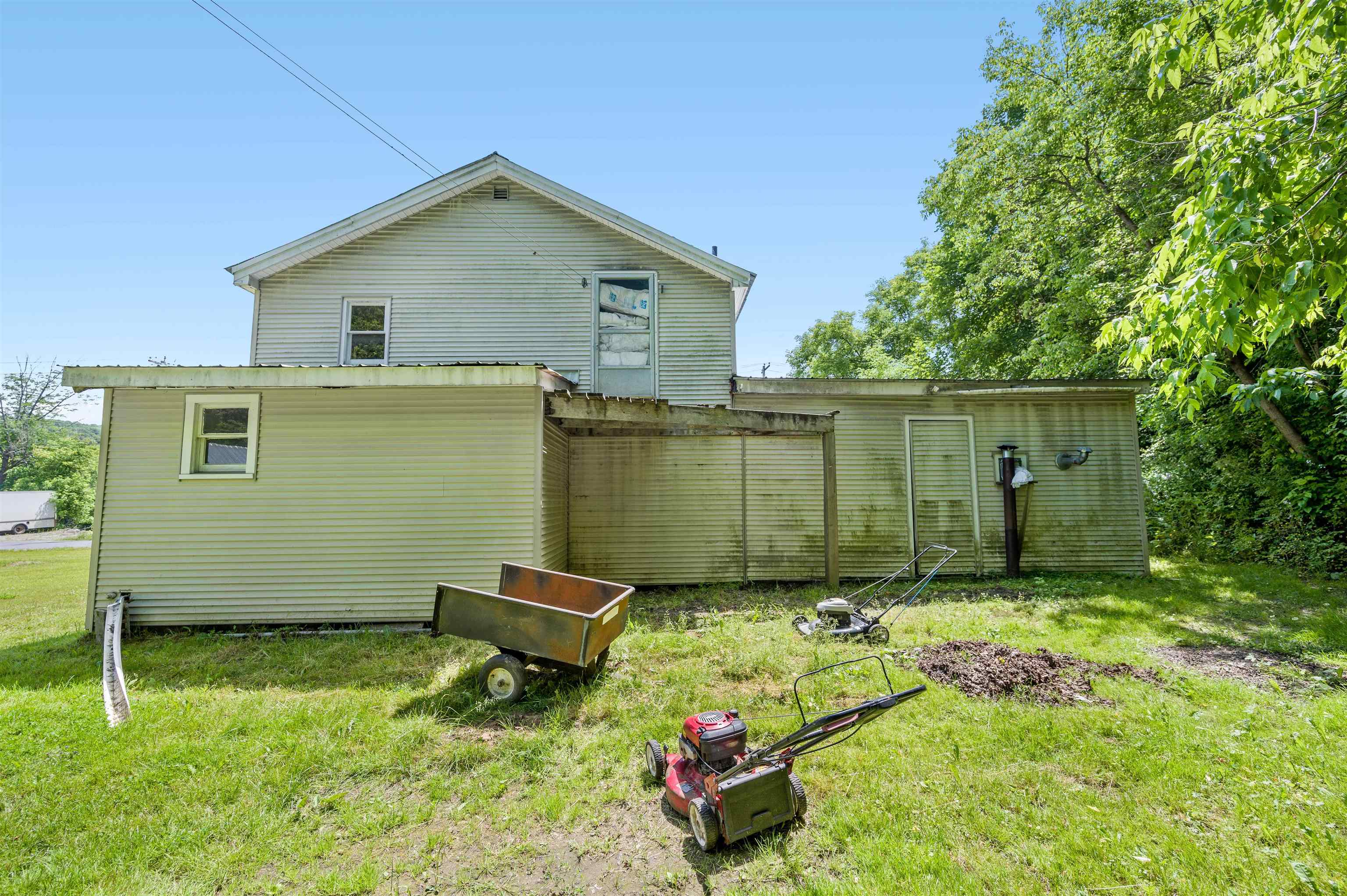 104 River Street Barre, VT 05641 - Photo 6 of 24