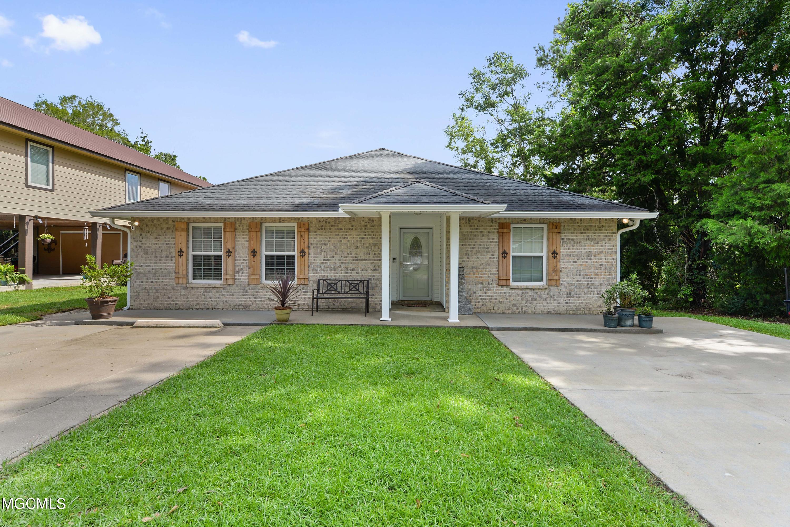 808 Roys Road Gautier, MS 39553 - Photo 2 of 40 Additional Photo