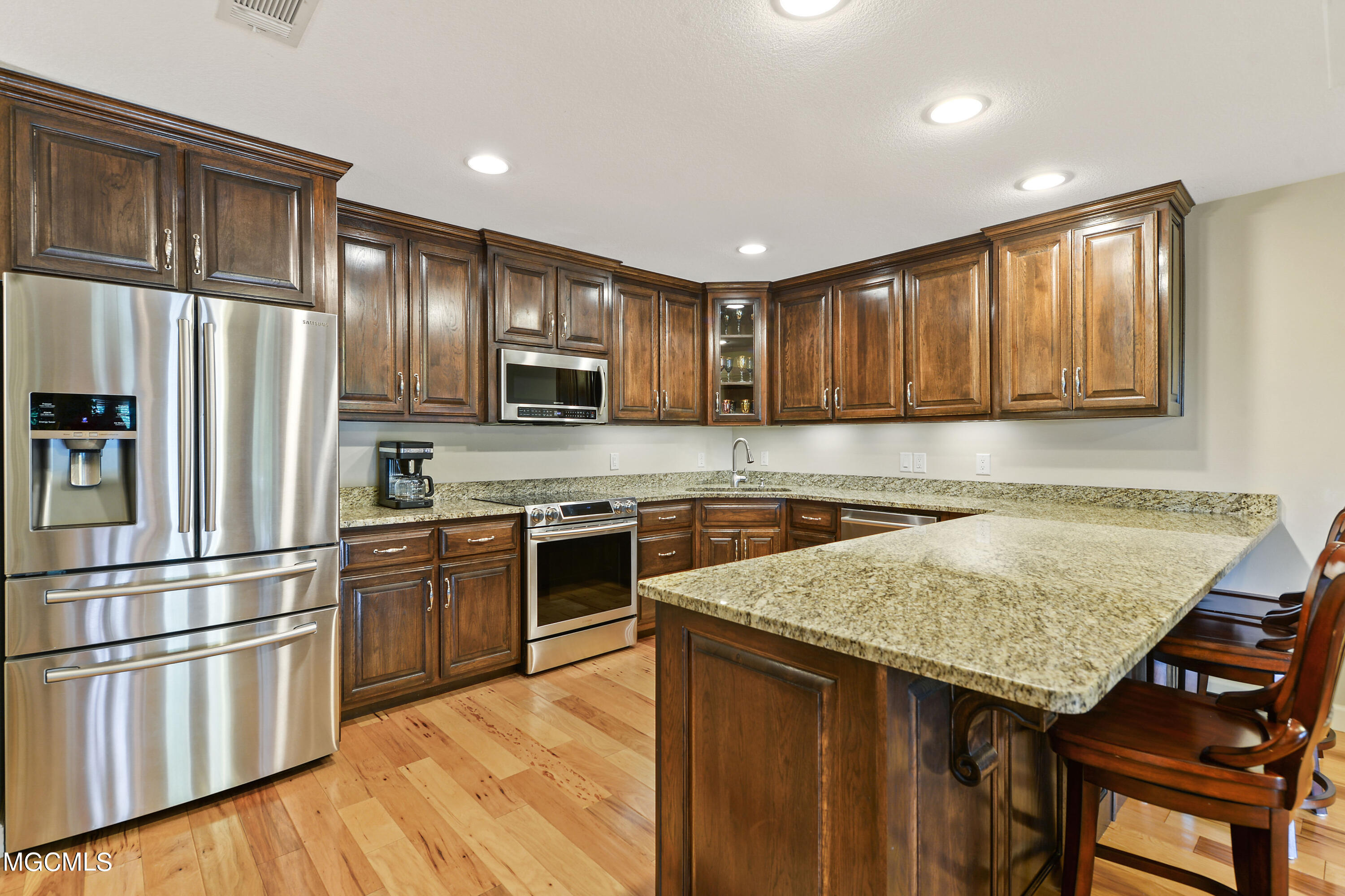 808 Roys Road Gautier, MS 39553 - Photo 8 of 40 008
