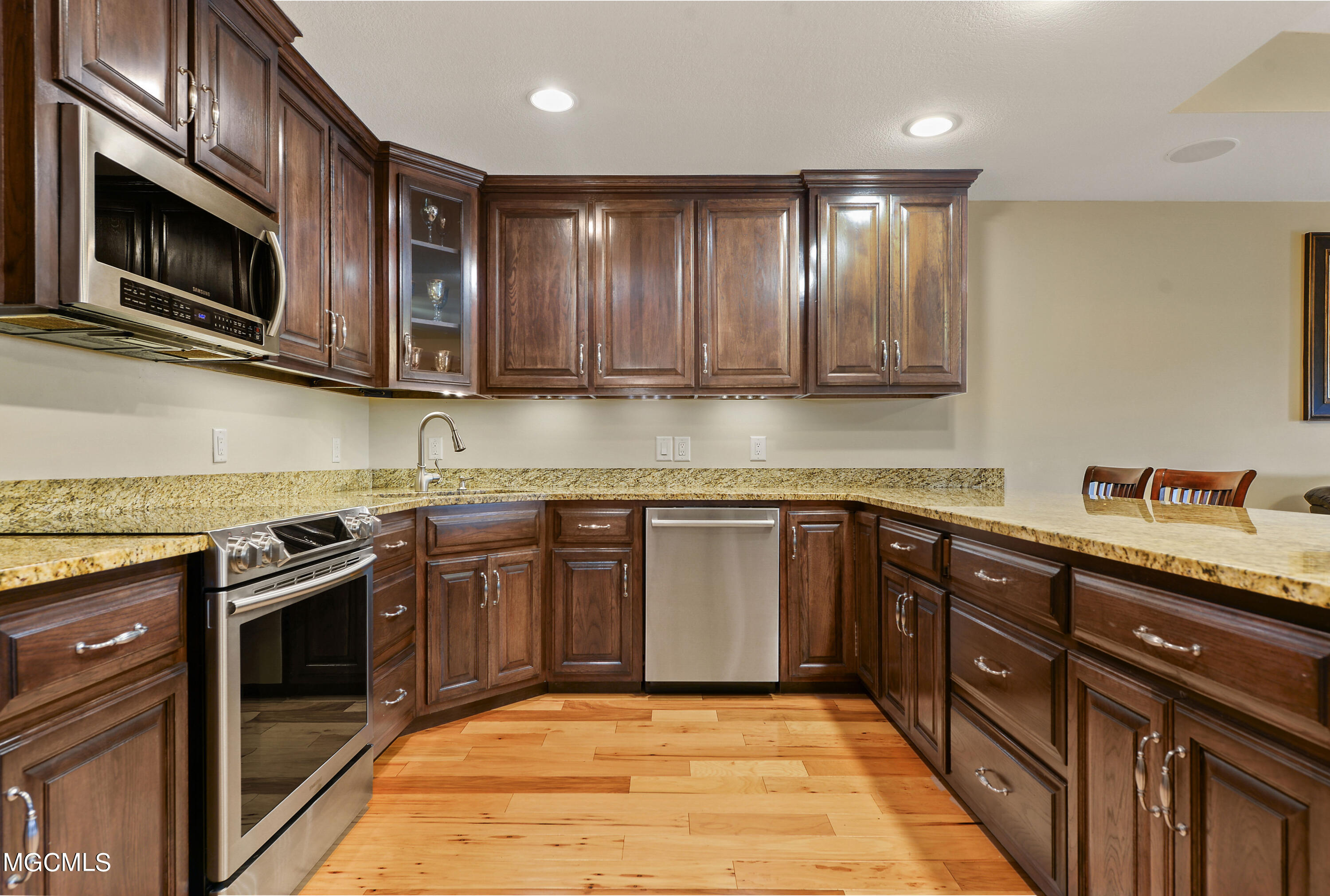 808 Roys Road Gautier, MS 39553 - Photo 9 of 40 009