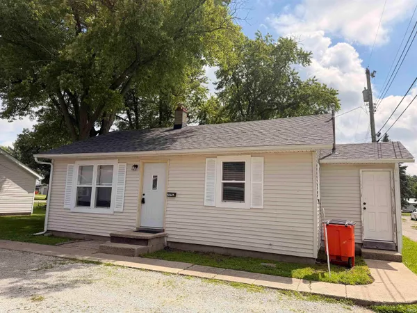 $105,000 | 509 1/2 Walnut Street, Monticello, IN 47960