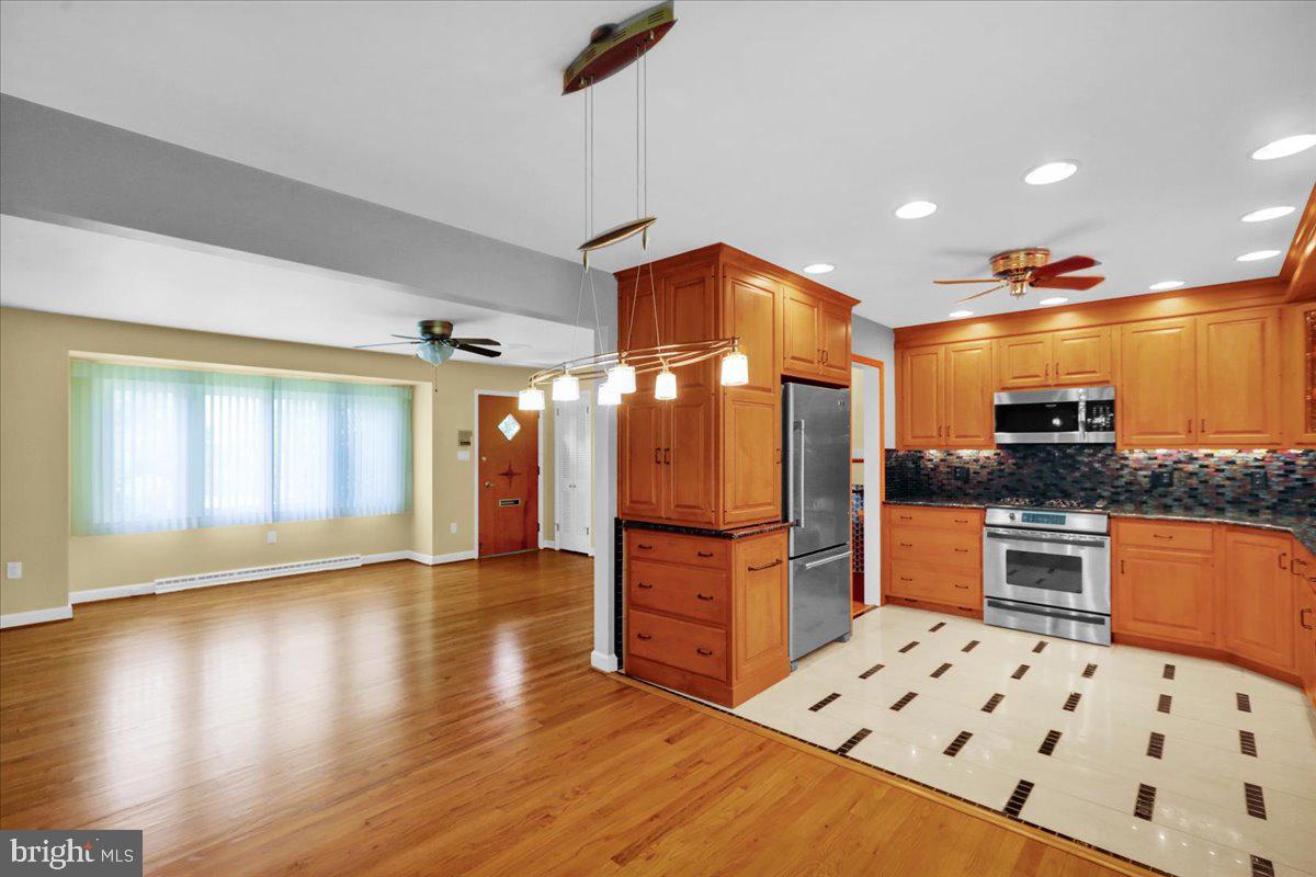 1209 Alsace Road Reading, PA 19604 - Photo 3 of 30 Gallery Image 3