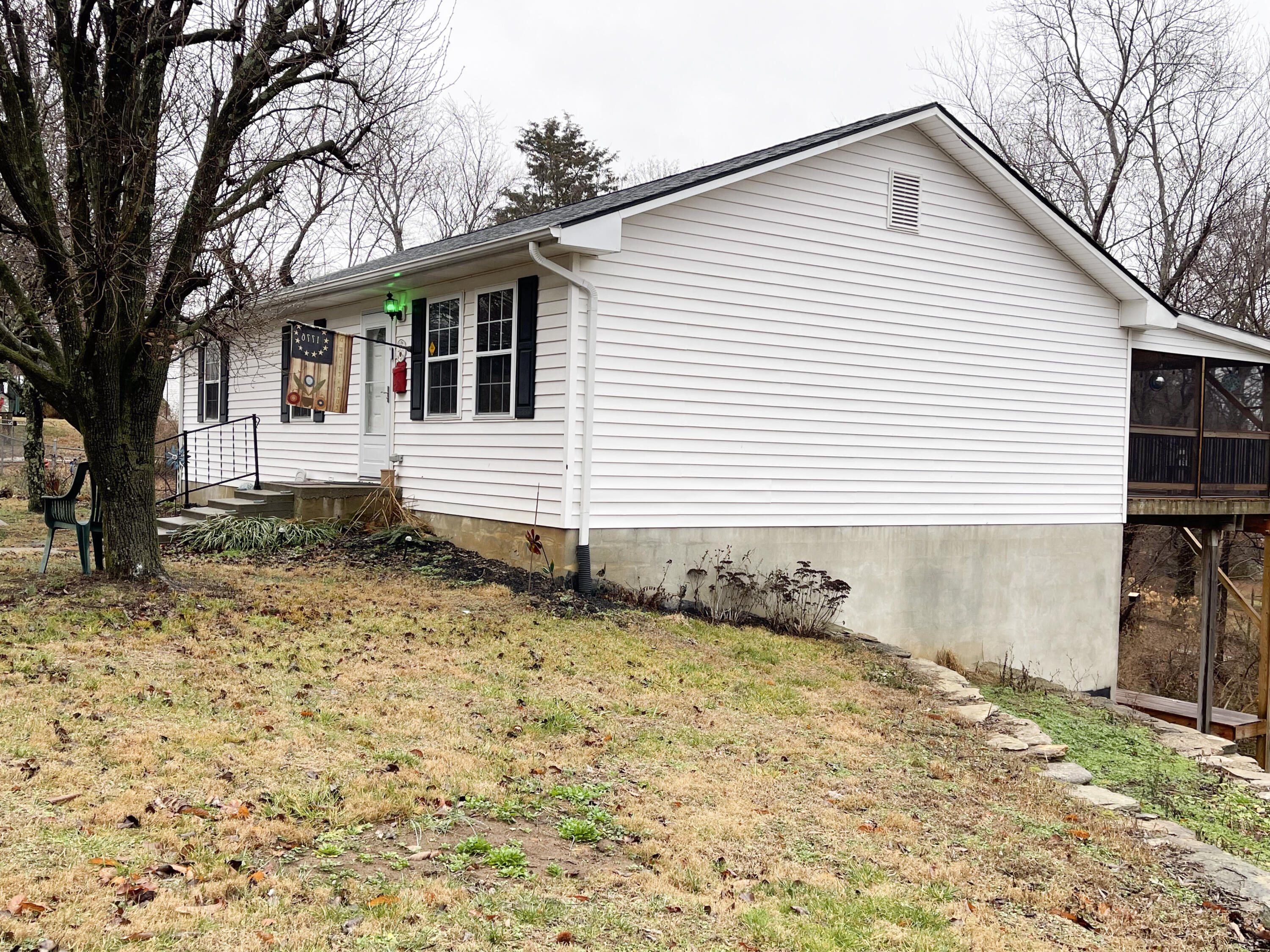 187 East Haiti Road Berea, KY 40403 - Photo 49 of 61 11-IMG_9779