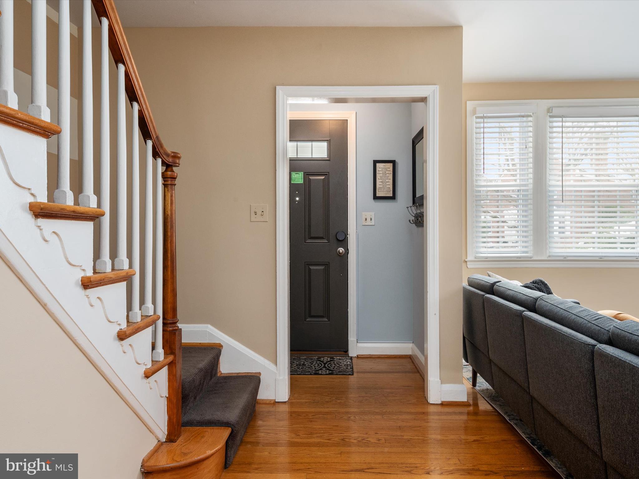 242 Blenheim Road Baltimore, MD 21212 - Photo 2 of 31