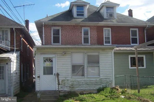 $2,000 | 339 Charles Street, Coatesville, PA 19320