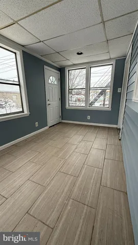 $2,000 | 339 Charles Street, Coatesville, PA 19320